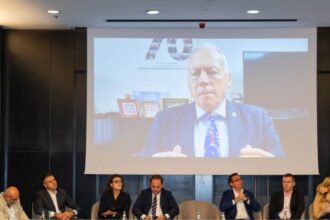 conferinta csr si sustenabilitate laszlo borbely se lucreaza la simplificarea standardelor privind raportarea sustenabilitatii 68f6a41ed5366