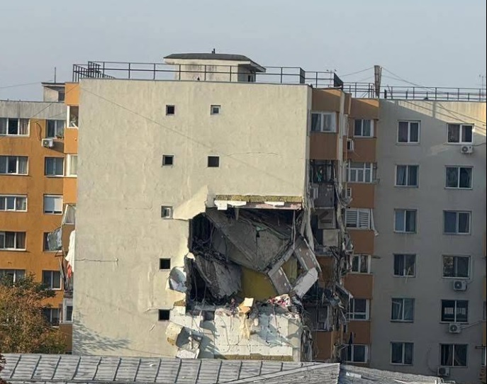 generali a achitat deja prima dauna dupa explozia din blocul din sectorul 5 compania anunta ca a luat legatura cu toti asiguratii sai din bloc si din zona 68f36cc18c027