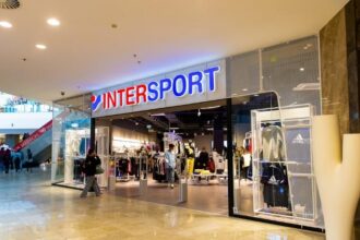 grecii de la fourlis aduc in romania un nou format de magazin intersport profit ro 68e744e724e65
