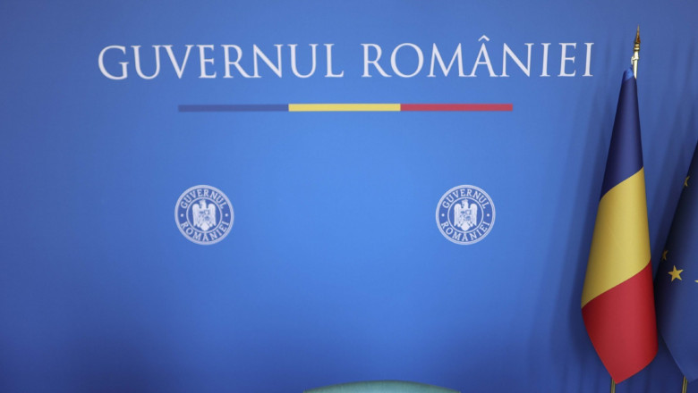 guvernul va decide pana la finele lui noiembrie daca va creste salariul minim executivul avertizeaza asupra riscurilor unei majorari 69026325d83e1