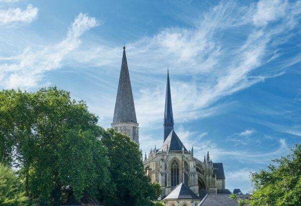 justitia a blocat o tranzactie controversata intre un oras si un imperiu al luxului 68ff35e214660