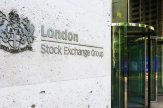lse and crowdcube open up private markets to retail investors 68dfb945898d9