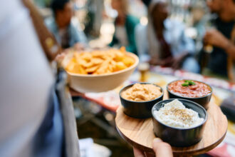 majorarea sau mentinerea cotei de tva in horeca va fi discutata in noiembrie afirma ministrul finantelor alexandru nazare 68f8f76ae52f3