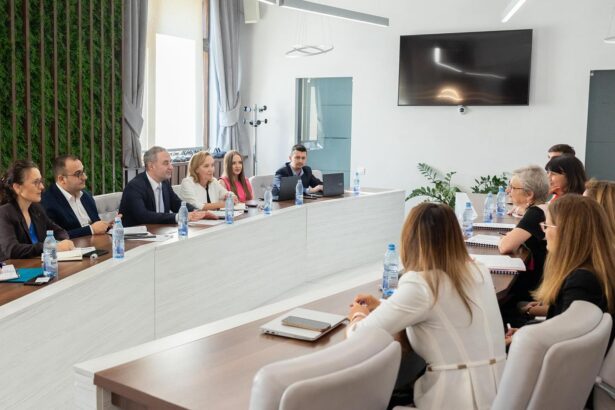 ministrul finantelor alexandru nazare a discutat cu o echipa a berd despre extinderea investitiilor din romania prin parteneriate public private 68e36bff9703d