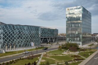 omv petrom estimeaza ca taxa pe cifra de afaceri va avea un impact total de sub 250 de milioane de lei anul acesta anul trecut taxa s a ridicat la 216 milioane de lei 6901c69271234