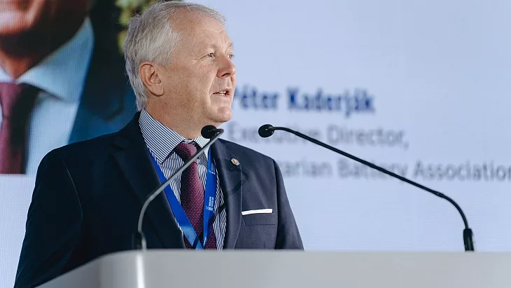 peter kaderjak huba ungaria ar putea fi un jucator de top trei in productia europeana de baterii 68fa1896e0eed
