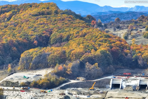 video autostrada a1 sibiu pitesti porr a finalizat structura de rezistenta a tunelului curtea de arges 68fe4dd00fd23