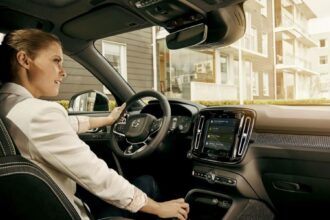 breaking confirmare aptiv inchide fabrica de la ineu toate posturile vor fi eliminate implementarea masurilor incepe la final de 2025 690a0347ae389