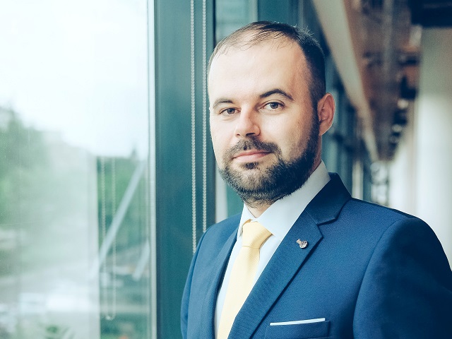 cristian popa bnr romania are un deficit major in ceea ce priveste turismul peste 5 miliarde de euro importuri nete de servicii de turism 691df121264be