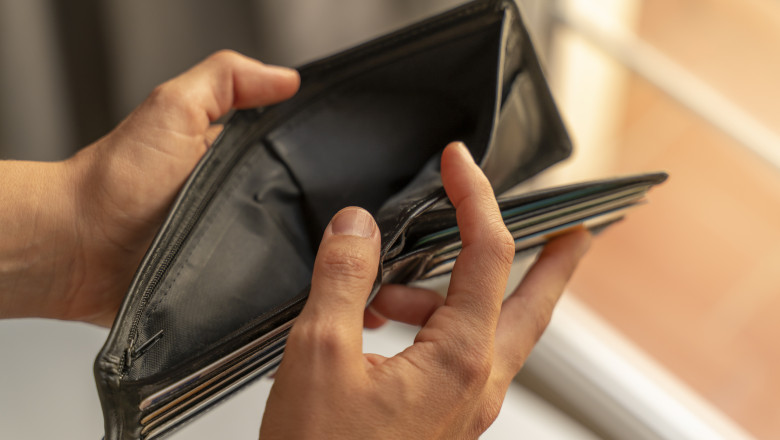 salariul mediu net a ajuns la 5 443 de lei in septembrie expert salariile cresc pe hartie dar preturile mananca diferenta 69148f7c26c4a