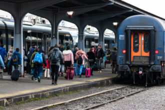 studentii vor beneficia si in 2026 de tarif redus la tren ce se schimba odata cu buletinul electronic 692965dc84ea6