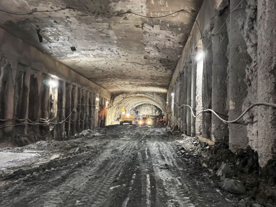 video autostrada a1 lugoj deva umb si bosniacii lucreaza fara pauza la tunelurile ursilor in ciuda ploii si terenului saturat de apa 69297894d050f