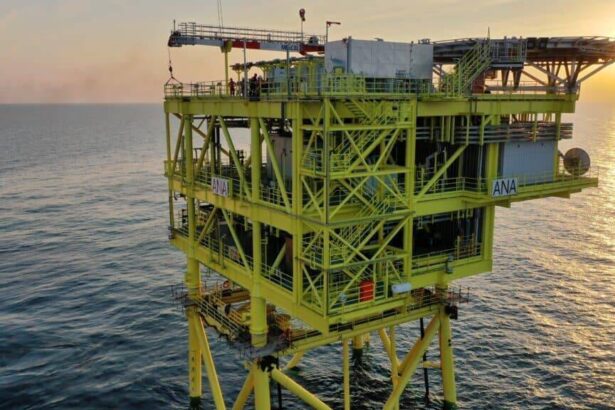 anre i a amendat din nou pe americanii de la bsog pentru ca nu vor sa vanda gaze ieftine amenda totala e de 54 de milioane de lei e pe cifra de afaceri si nu e prima 69441ad7eba0f