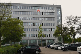 aumovio a anuntat reduceri de personal la nivel national restructurarea vizeaza 641 de posturi pana la finalul lui 2026 69315ad744b32