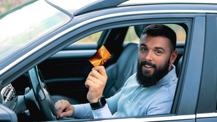 cum pot companiile sa isi optimizeze flotele cu un singur card de combustibil 6944c352b98e9