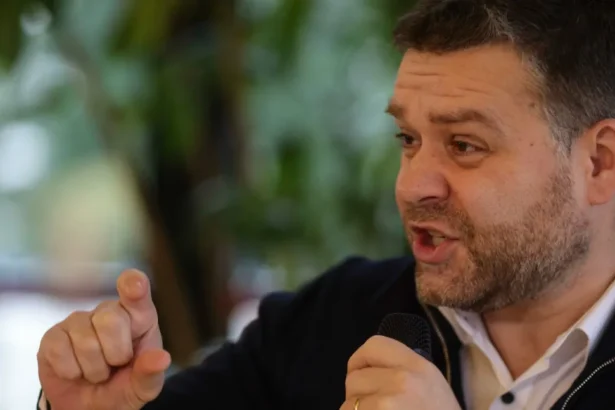 pmb ciprian ciucu intalnire la guvern cu premierul ilie bolojan si ministrul de finante alexandru nazare 6947df75bf549