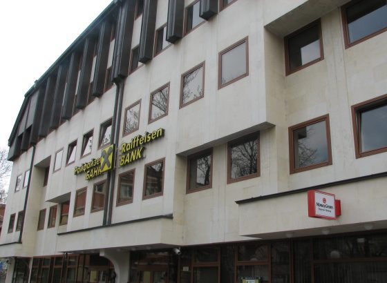 raiffeisen bank romania a emis o noua serie de obligatiuni denominate in lei in valoare de 6372 milioane de lei 69490db864793