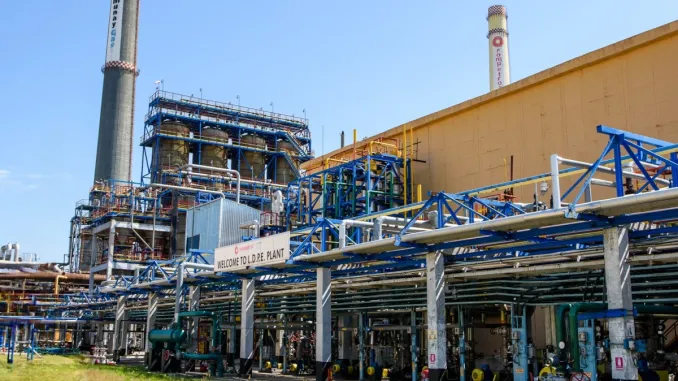 rompetrol rafinare va opri in februarie cele doua unitati de productie timp de o luna 694ab730bd9c7