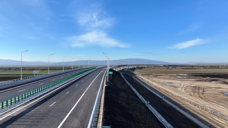 video autostrada moldovei sectorul focsani adjud din a7 a fost deschis circulatiei seful cnair a publicat imagini live 694aab175554e