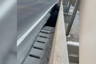 video inca o alunecare de teren a avut loc pe dn1 in prahova circulatia a fost restrictionata anuntul autoritatilor 6942726fc2bed