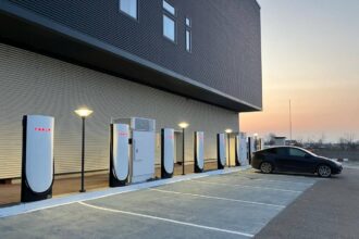 ce impozit vor plati romanii care au masini electrice in 2026 6972187854076