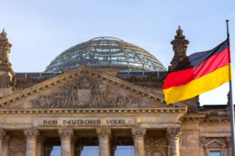 criza in economia germaniei numarul somerilor a atins in 2025 cel mai ridicat nivel din ultimii 12 ani ce spun autoritatile locale 695e94d014443