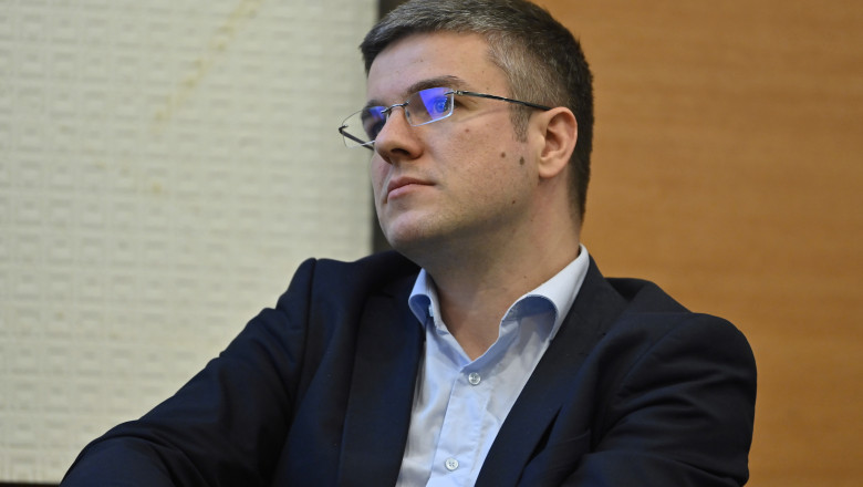 exclusiv darau degeaba punem in lege pachete de relansare ar trebui sa o acceleram prin incredere prin atitudinea noastra de politicieni 697a76c5ea207