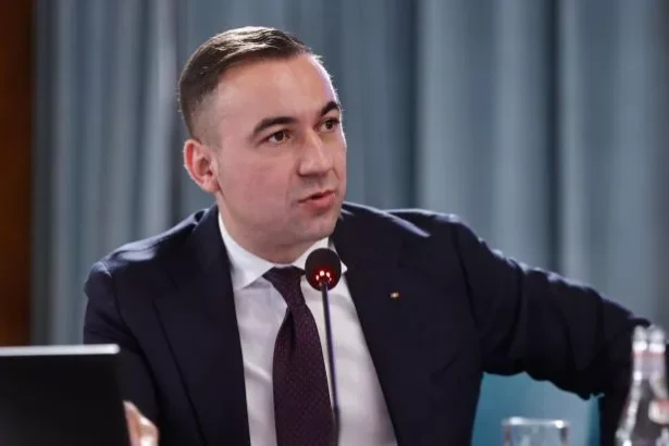 ivan echivalentul incalzirii zilnice a 75 000 de apartamente se pierde in bucuresti din cauza retelelor de termoficare vechi 696109c224182