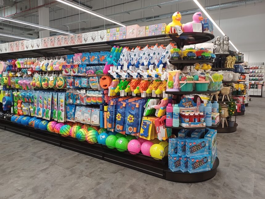 lantul german care vinde produse de la un euro se indreapta spre 100 de magazine in romania 6960107b4aedc