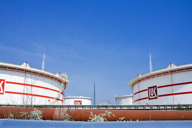 lukoil cere guvernului rus scutiri fiscale presa 69786882c27bf