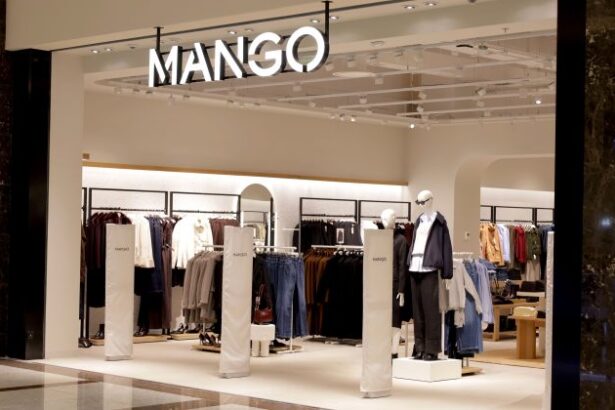 mango a ajuns la suceava retailerul a deschis un magazin in iulius mall 69711cf001f3a