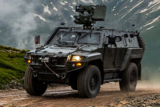 mapn si otokar isi paseaza responsabilitatea dupa ce afaceristi cu legaturi in rusia au fost implicati in contractul pentru cobra ii 697c861c8aef0