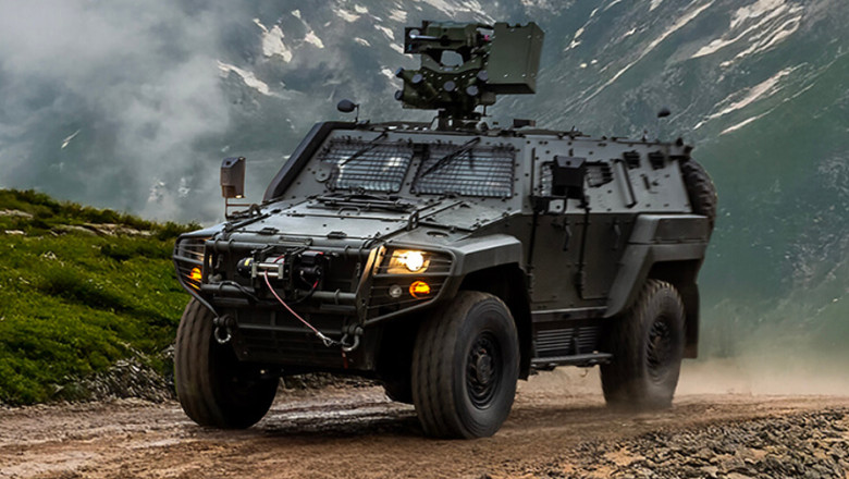 mapn si otokar isi paseaza responsabilitatea dupa ce afaceristi cu legaturi in rusia au fost implicati in contractul pentru cobra ii 697c861c8aef0