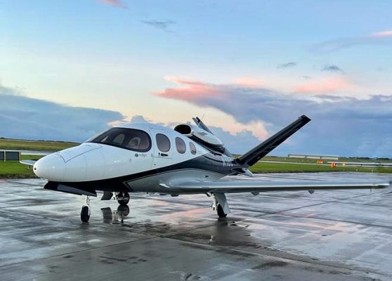 my jet operatorul avioanelor detinute de fratii paval si fondatorii one united properties devine primul din europa autorizat pentru zboruri comerciale cu cirrus vision sf50 6967519ddcb2a