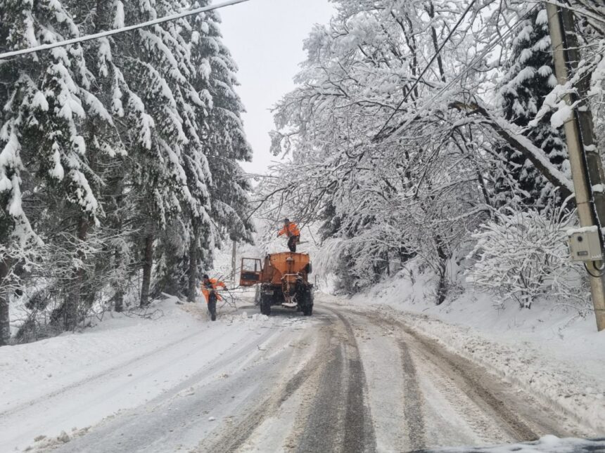 peste 15 000 de locuitori din judetul alba nu aveau duminica dimineata energie electrica 695a1b1c763c3