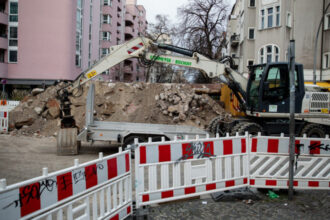 ue risca sa rateze proiectele de transport pentru 2030 consecinte pentru romania autostrazi cai ferate si porturi intarziate 696f0f7cbfb70