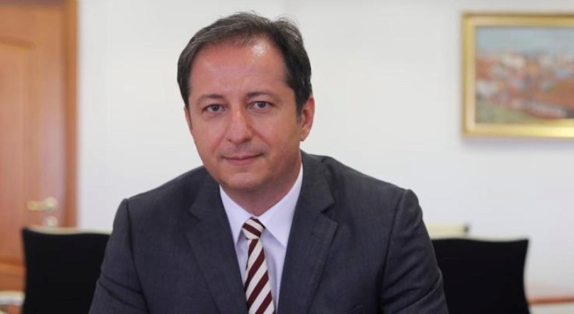 ultima ora avem lege pentru plata pensiilor a 83 milioane de romani dan armeanu omul care a coordonat constructia actului moment istoric pentru sistemul de pensii private 696d3a273478d