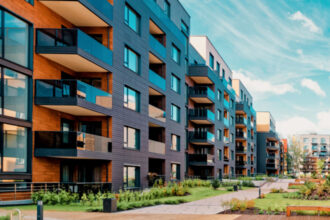 video dezvoltatorii imobiliari vor fi obligati sa spuna exact ce vand ministrul economiei contractul trebuie sa fie corect si complet 6974db3b2b1c9