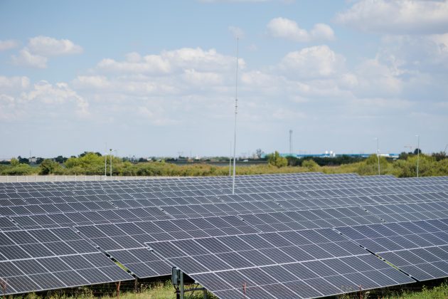 apel disperat al primarului din resita catre ministrul energiei dati banii oamenilor parcul fotovoltaic al orasului care urma sa primeasca bani de la minister este 90 gata dar s 699af13d16207