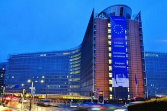 berlinul si parisul cer comisiei europene simplificarea procedurilor serviciilor financiare pentru a le face mai putin impovaratoare pentru companii 6994a619a771b