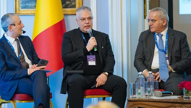 compensarea emisiilor de carbon din turism potentiala sursa de finantare pentru res 699ed5dc2ea2d