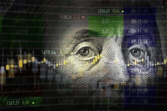 datoria globala a ajuns in 2025 la 348 000 de miliarde de dolari fiind tractata in special de cheltuielile guvernamentale iif 699f57b8eee72