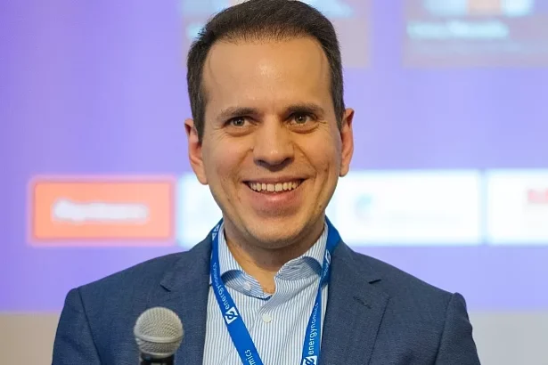 pentru a beneficia de boom ul centrelor de date ai romania are nevoie de viteza si strategie 69940f64c8d3c