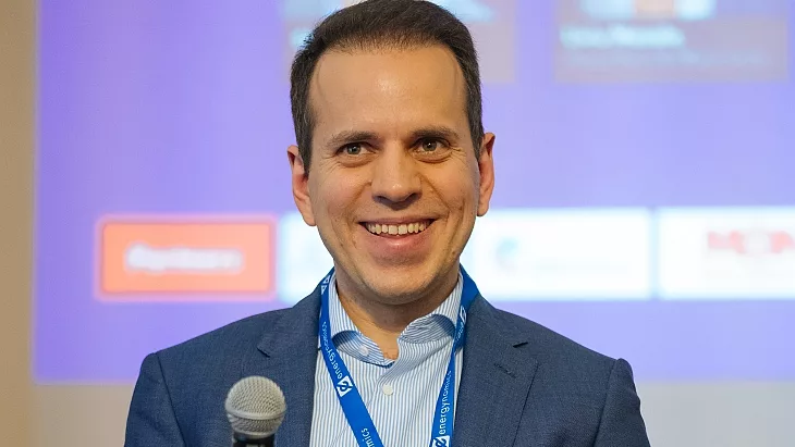 pentru a beneficia de boom ul centrelor de date ai romania are nevoie de viteza si strategie 69940f64c8d3c