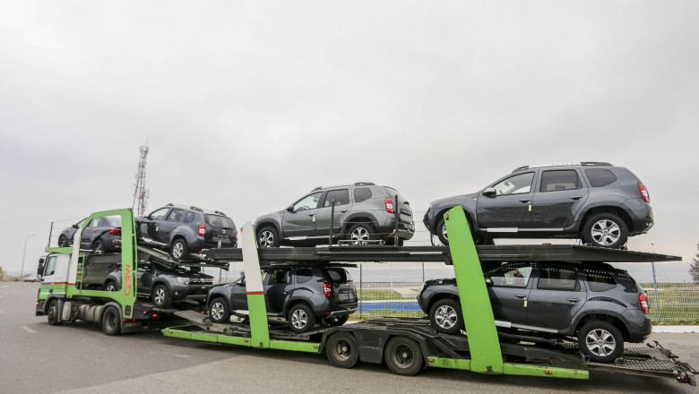 video val de concedieri voluntare la dacia unu din 10 angajati dacia vor fi inlocuiti cu roboti 698398b01f451