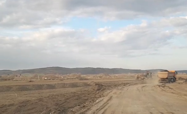 asfalt pe autostrada unirii a8 pana de pasti turcii de la nurol au ajuns la un stadiu de 34 pe sectiunea tg mures miercurea nirajului 69bbd87067751