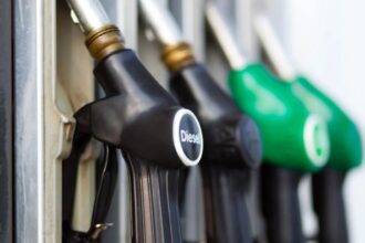 din nou scumpire masiva a carburantilor azi pretul a sarit de 10 lei litrul in unele statii 69bb868b65b9e