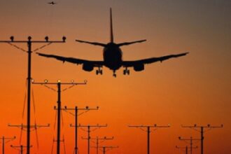 prima companie aeriana europeana care anuleaza zboruri din cauza cresterii preturilor la combustibil 69ba71d51e7d6