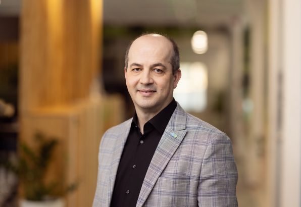 provident si metropolitan life isi prelungesc pentru cinci ani parteneriatul strategic o noua asigurare a fost lansata pe piata cu acest prilej 69c2bed4f3ef1