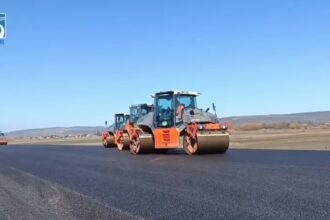 video autostrada a7 focsani bacau umb asterne asfalt pe ultimii kilometri ai lotului 2 ce vor fi inaugurati pana in august 69b1456a0cb6b